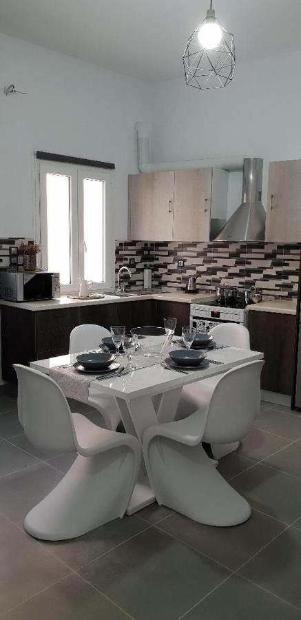 Thania'S House ,4 Minutes From The Center Of Hermoulis Ermoupoli Exteriör bild