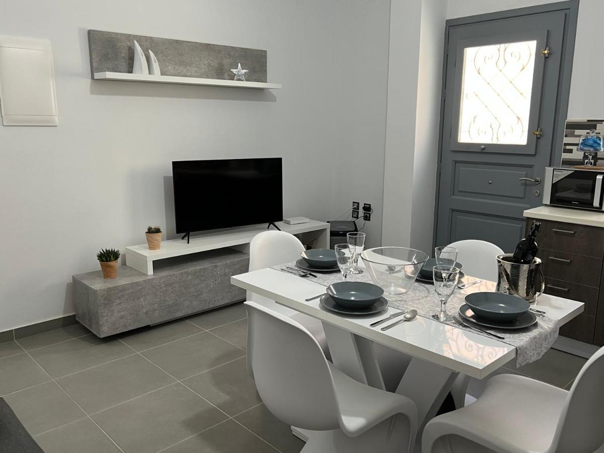 Thania'S House ,4 Minutes From The Center Of Hermoulis Ermoupoli Exteriör bild