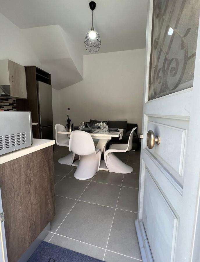 Thania'S House ,4 Minutes From The Center Of Hermoulis Ermoupoli Exteriör bild